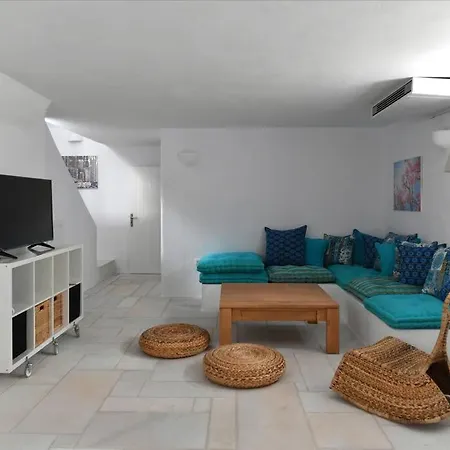 Saint John With 3 Bedrooms & Pool * Parikia (Paros)