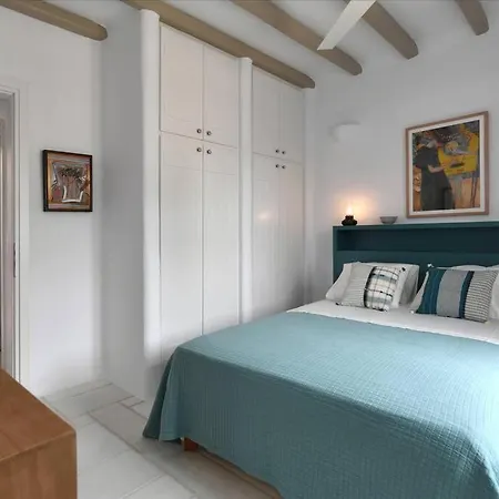 Saint John With 3 Bedrooms & Pool