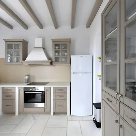 Saint John With 3 Bedrooms & Pool Parikia (Paros)