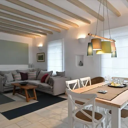 Holiday home Saint John With 3 Bedrooms & Pool