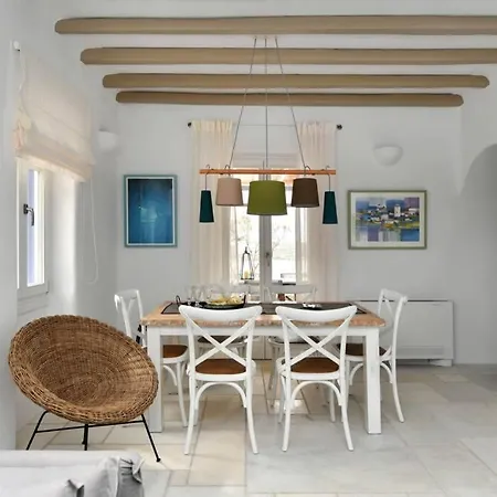 Saint John With 3 Bedrooms & Pool Holiday home Parikia (Paros)